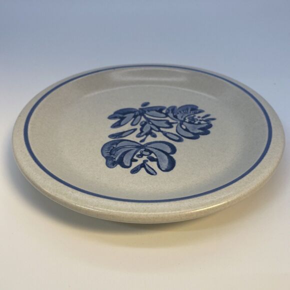 Pfaltzgraff  Yorktowne 7” Salad-Bread Plate  /Replacement piece - Picture 5 of 7